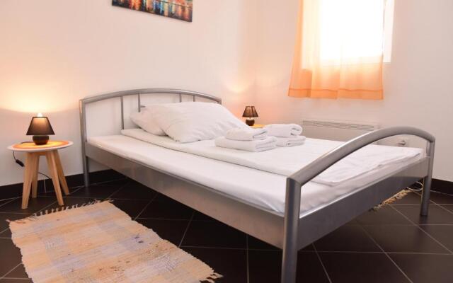 Private apartman 5b23 in Kraljevi cardaci