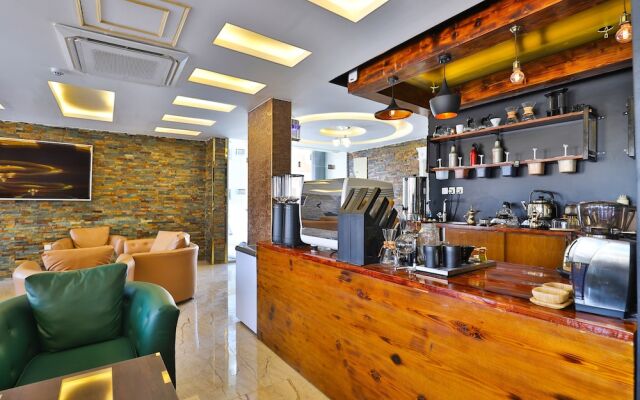 OYO 269 Esfrine Hotel Apartment