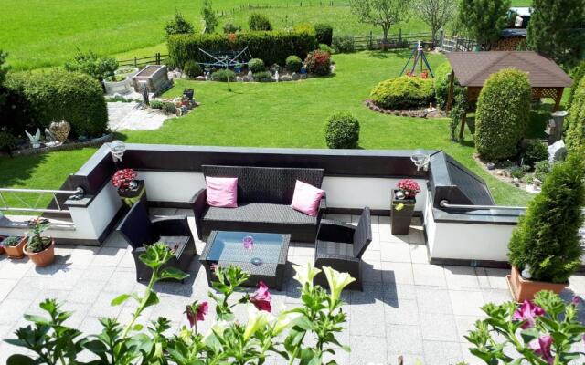 Lungau Apartment - Ferienwohnung Haus Esl