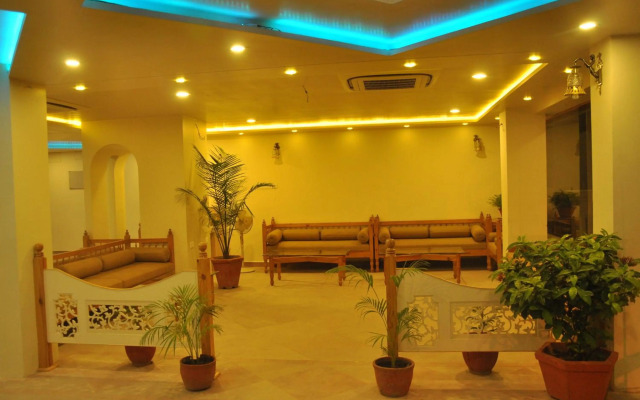 OYO Premium Assi Ghat