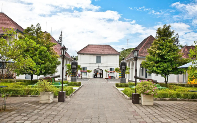 Puri Artha Hotel