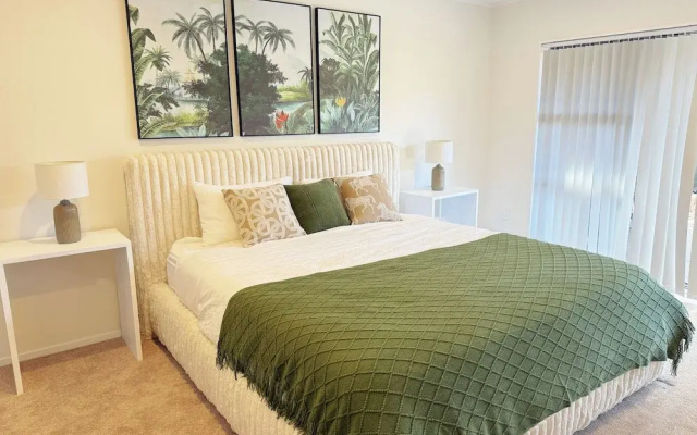 3BR Villa Near CBD & One Tree Hill