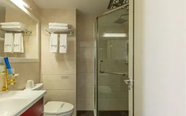 Dalian south China Plaza Hotel apartment