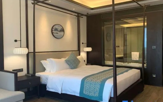Ramada by Wyndham Xianning Xishan Mountain