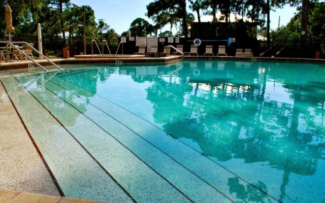 LUX VILLAs on beautiful Palmer Ranch