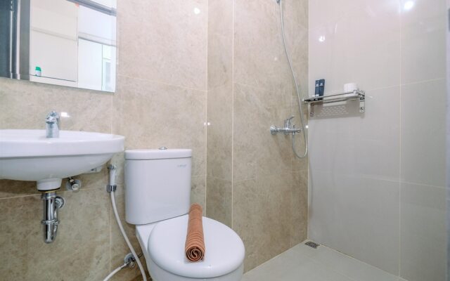 Nice And Cozy Studio At Transpark Cibubur Apartment