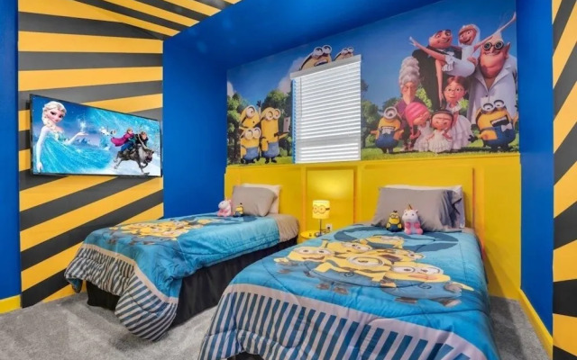 4350scene 6 Bedroom Villa