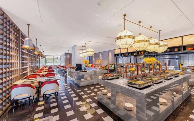 Howard Johnson by Wyndham Life Kunming Guandu Hotel