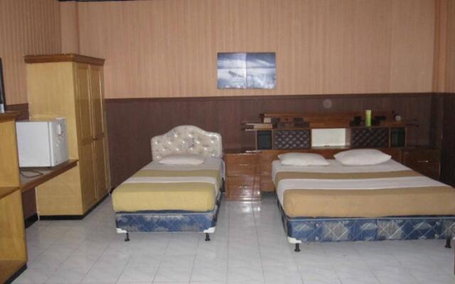 Sentral Hotel & Cafe