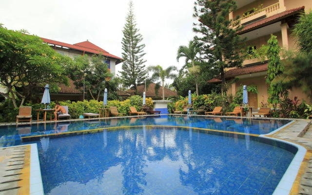 Lusa Hotel