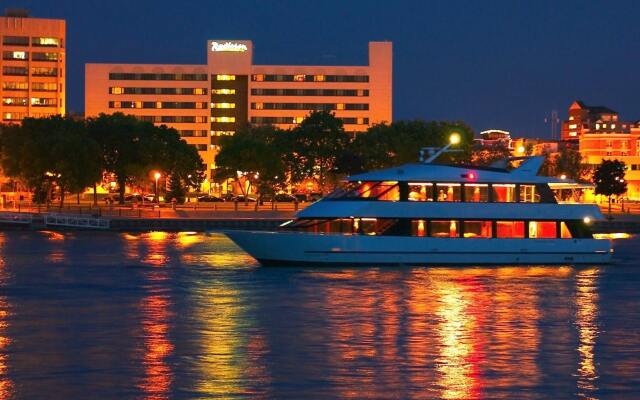 Radisson Hotel La Crosse