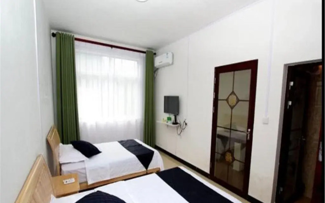 Yangsuo Mumu Sketch Base River Inn