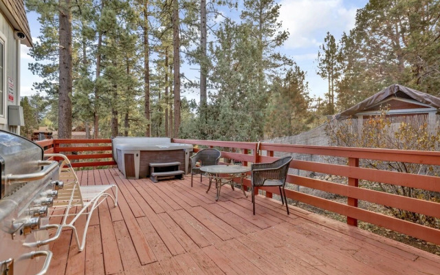 2184-malaburro Inn 2 Bedroom Home by RedAwning