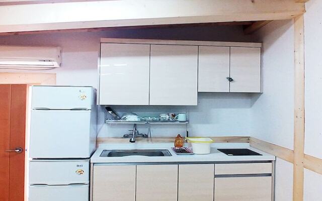 Gyeongju Yeokrakjae Hanok Guesthouse