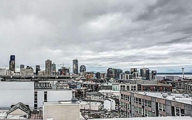 Lower Queen Anne Condos by Barsala