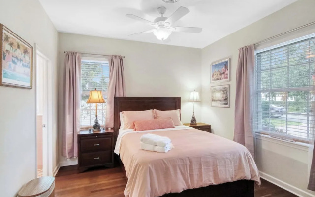 Sun, Shells and Seaspray w/ Lanai