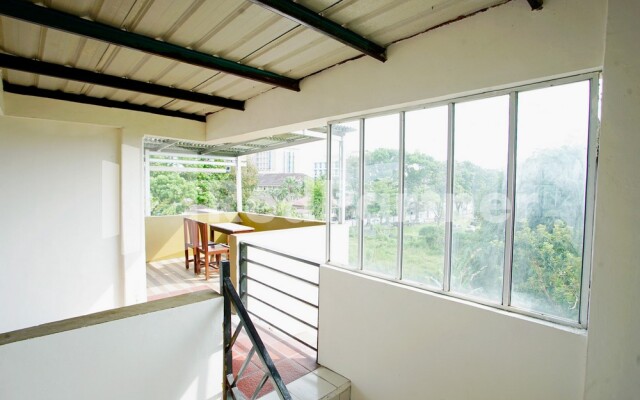 Vania Guesthouse near RS Adam Malik Medan RedPartner