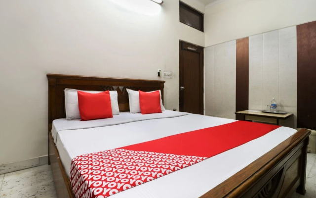 Spot On 46852 Hotel Pal Regency
