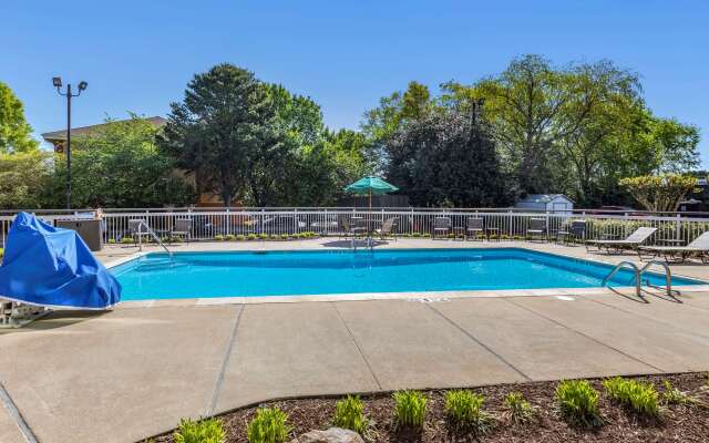 Quality Inn Duluth - Atlanta Northeast