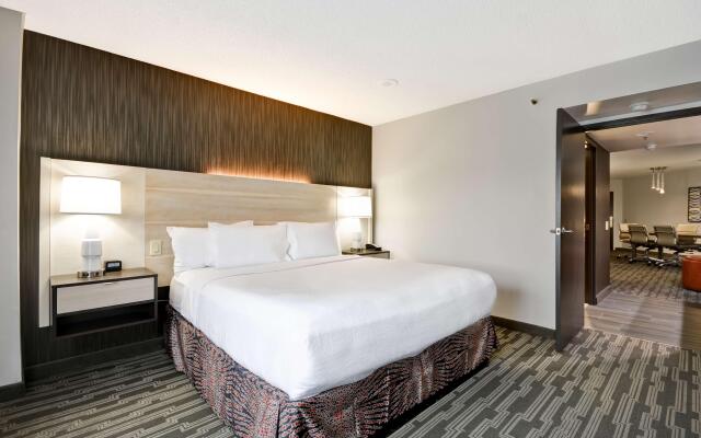 Embassy Suites by Hilton Charlotte