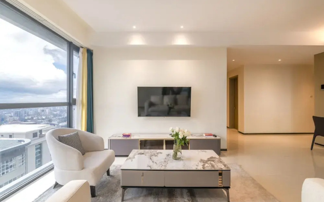 GTC Skyline Apartments by YourHost