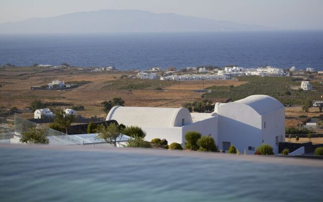 Danae Suites Santorini