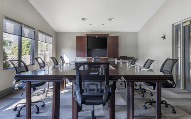 Danny’s Hotel Suites, SureStay Collection by Best Western