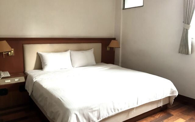 Long Shan Hotel