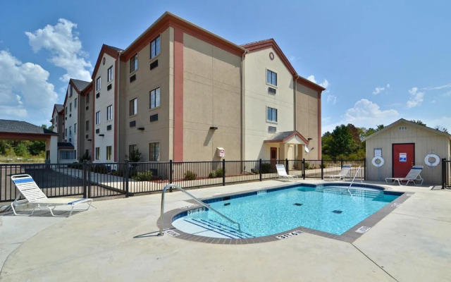 HiWay Inn Express of Broken Bow