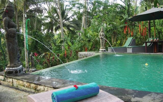 Junjungan Suite Villa