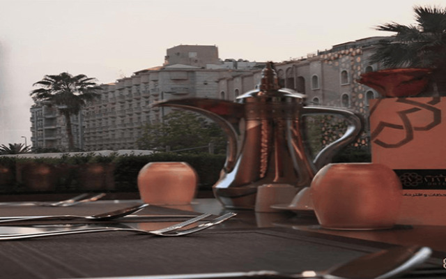 Vivid Plaza Hotel - 2