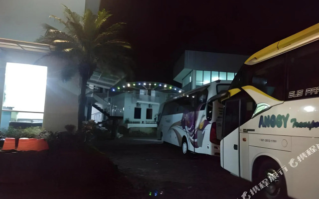 Hotel Nirwana Batu