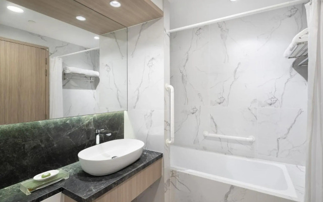 Park Avenue Clemenceau
