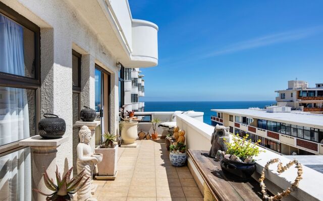 Kingsgate Penthouse 54