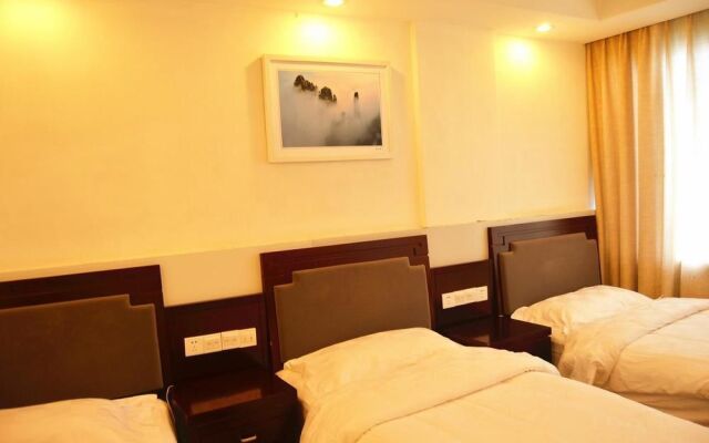Nvshen Hotel