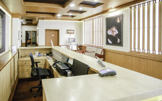 Alankar Elite Inns By OYO Rooms