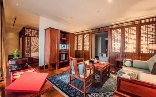 Zeyun Hotel