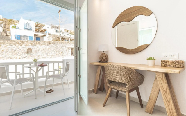 Manoulas Beach Mykonos Resort