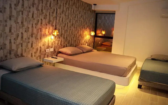 Hotel 14-04