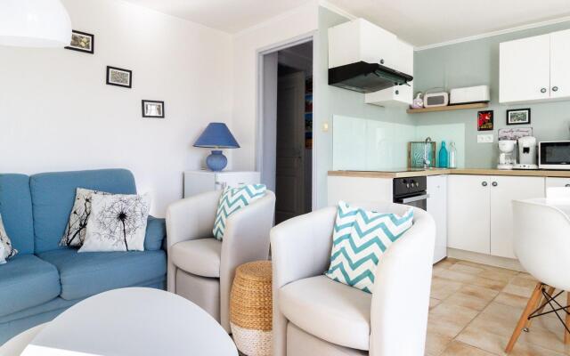 Magnificent Villa in Gargas with Private Swimming Pool