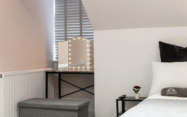 Huge 1-bed Apartment in Kent