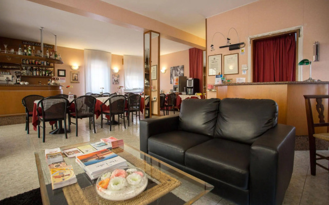 Hotel Benacus
