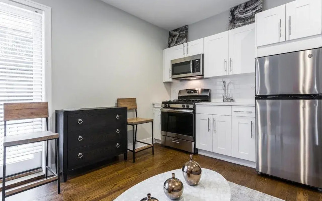 Comfy Executives Studio