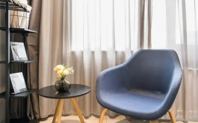 Homeinn · neo (Shijiazhuang Xinbai Square Wanli Temple Pedestrian Street)