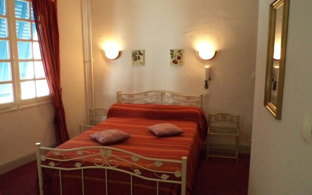 L'Oustal