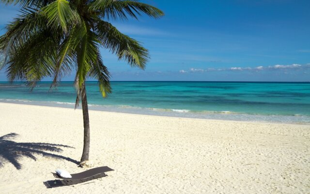 Casa Flamingo 2 Bedroom Condo by Redawning