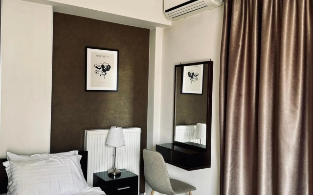 Mc Queen Rooms & Apartments
