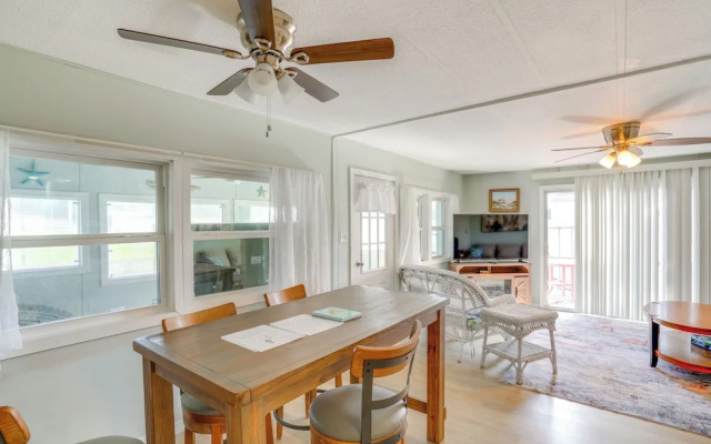 Boat & Fish: Canal-front Home on River