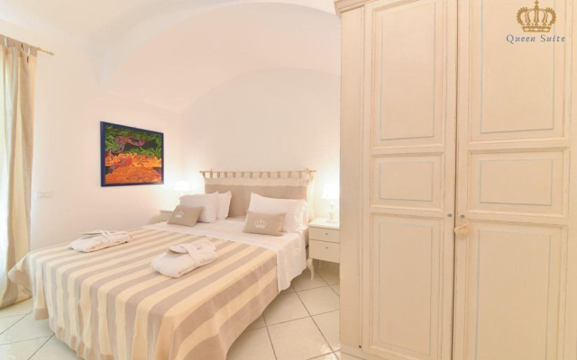 Queen Suite