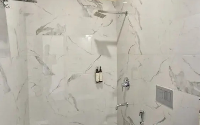 Hotel Aranyasutra